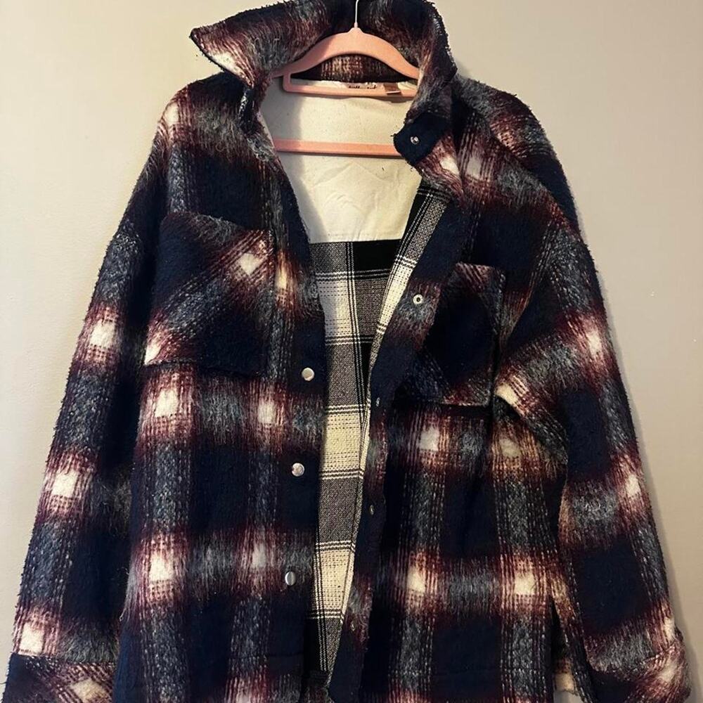 Fall/Winter statement layer! This Willow Root plaid jacket cozy cabin, western